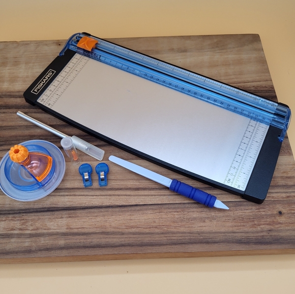 Fiskars Other - 🩷 3/$15 Fiskars Cutting Board with Shape Cutter, Extra Blades & Exacto Knife
